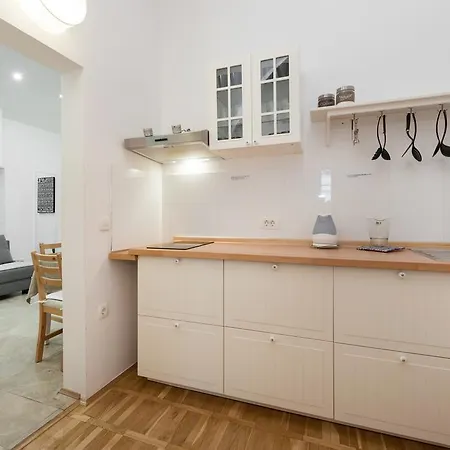 Apartment Nazor *